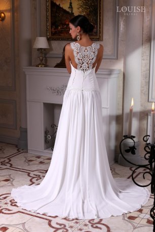 Свадебное платье с кружевной вышивкой на спине